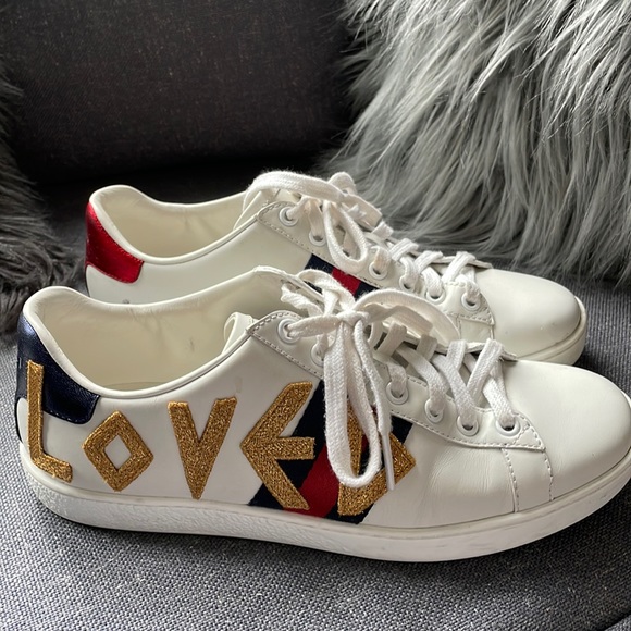 Gucci Shoes - Womens Gucci sneakers